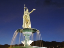 Fountain in the Plaza de Armas